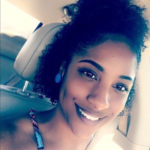 Meet your Posher, Robin